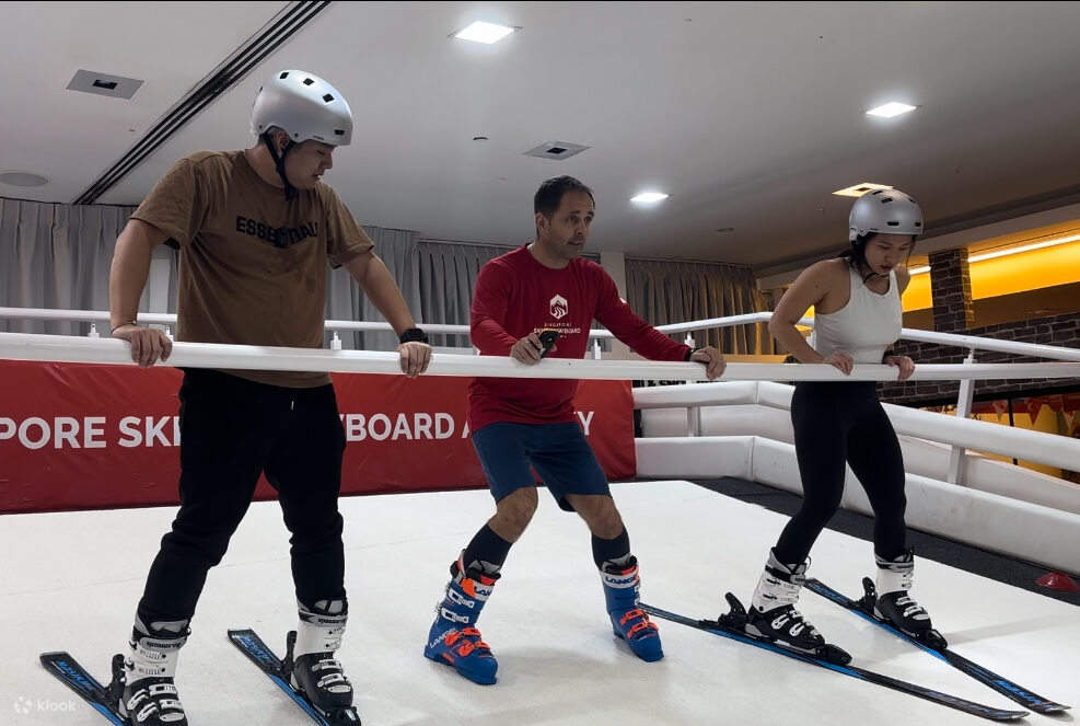 Уроки катания на лыжах и сноуборде в Сингапуре