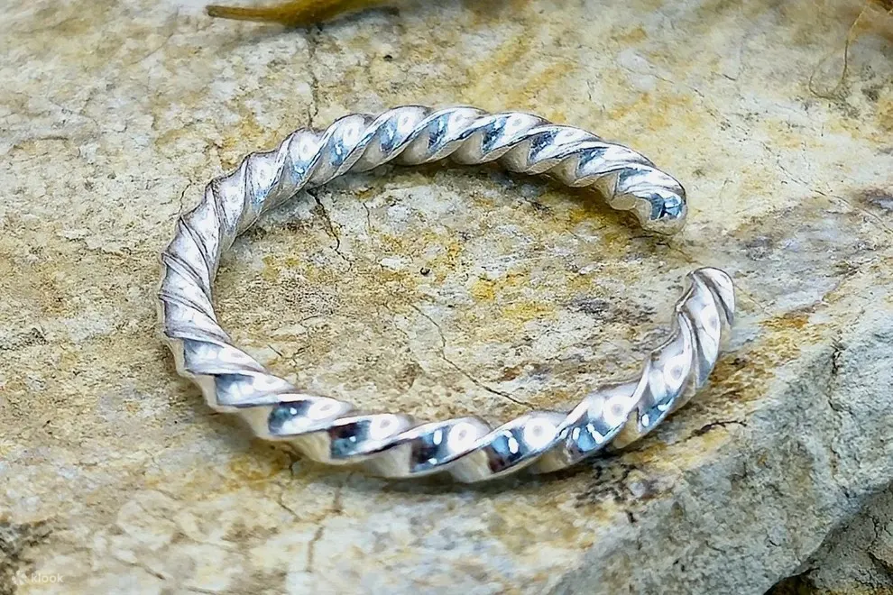Adjustable twisted silver ring