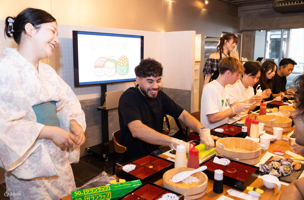 Bester Sushi-Kurs in Tokio: Sushi-Kurs Shibuya