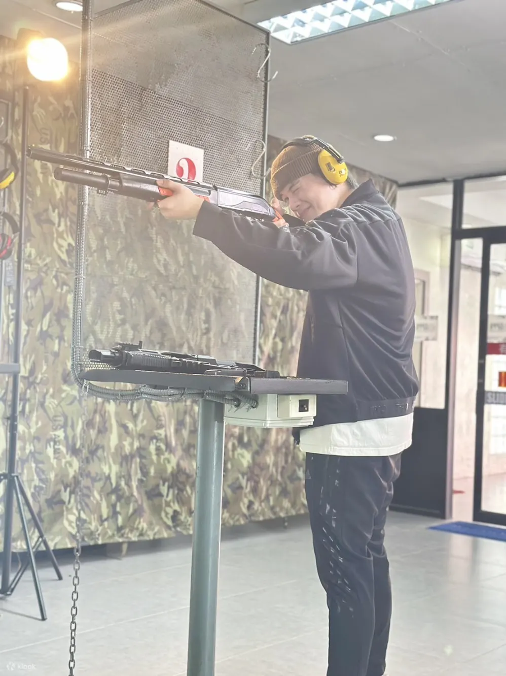 芭堤雅泰山冒险乐园射击体验