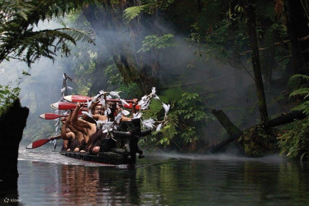 Mitais traditionelles Waka