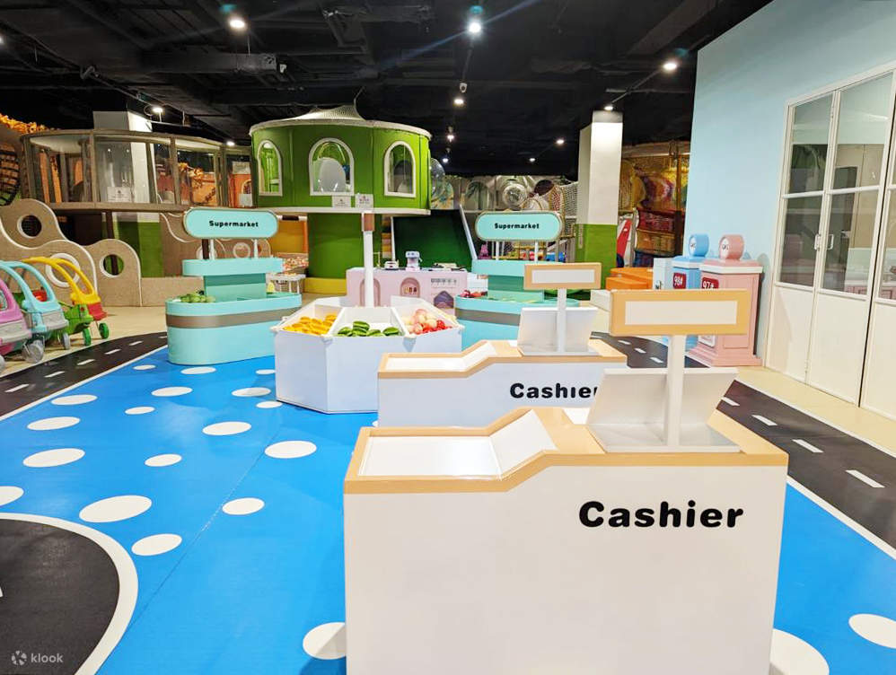 Brand new Hong Kong MOMOLAND indoor children's playground Klook United States