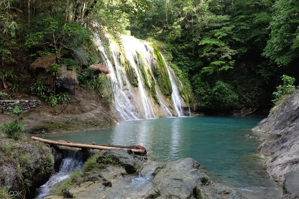 tourist attraction tagalog