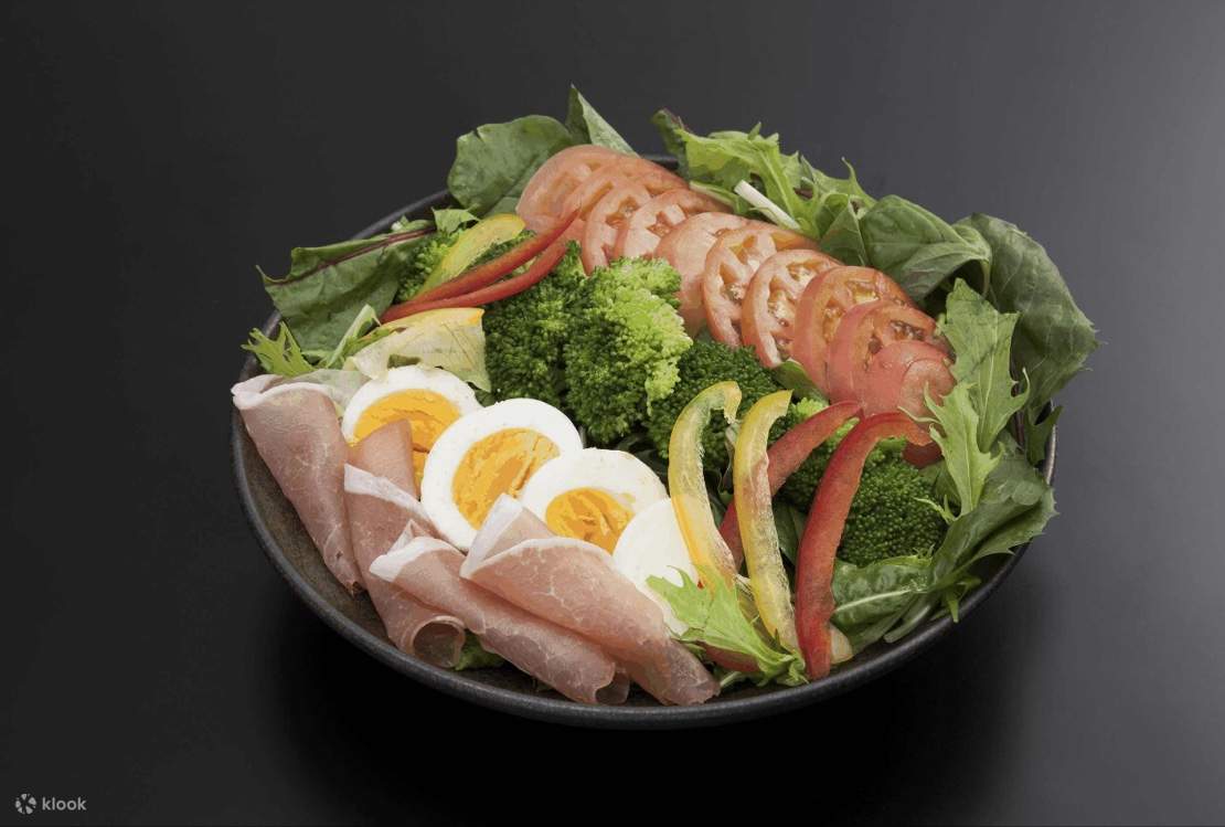 salad at Yakinikuya Daibokujo in Nippombashi Station