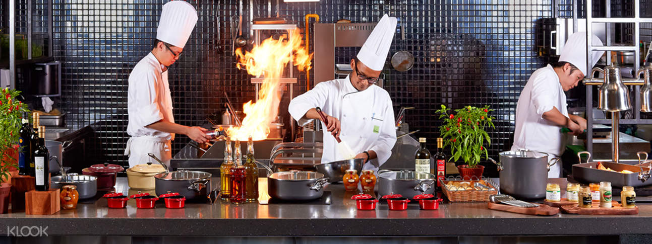 Lime Restaurant at PARKROYAL COLLECTION - Klook Singapore