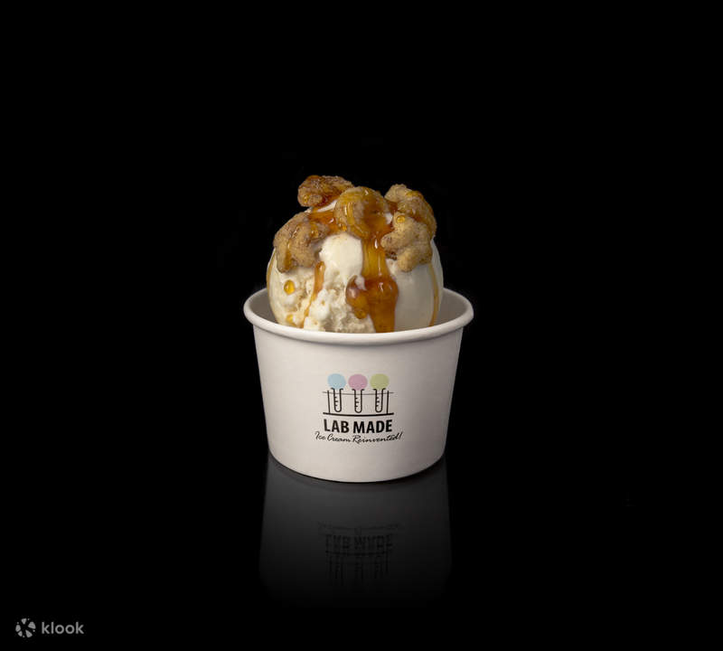 Lab Made Discounted Liquid Nitrogen Ice Cream in Tai Hang Hong Kong
