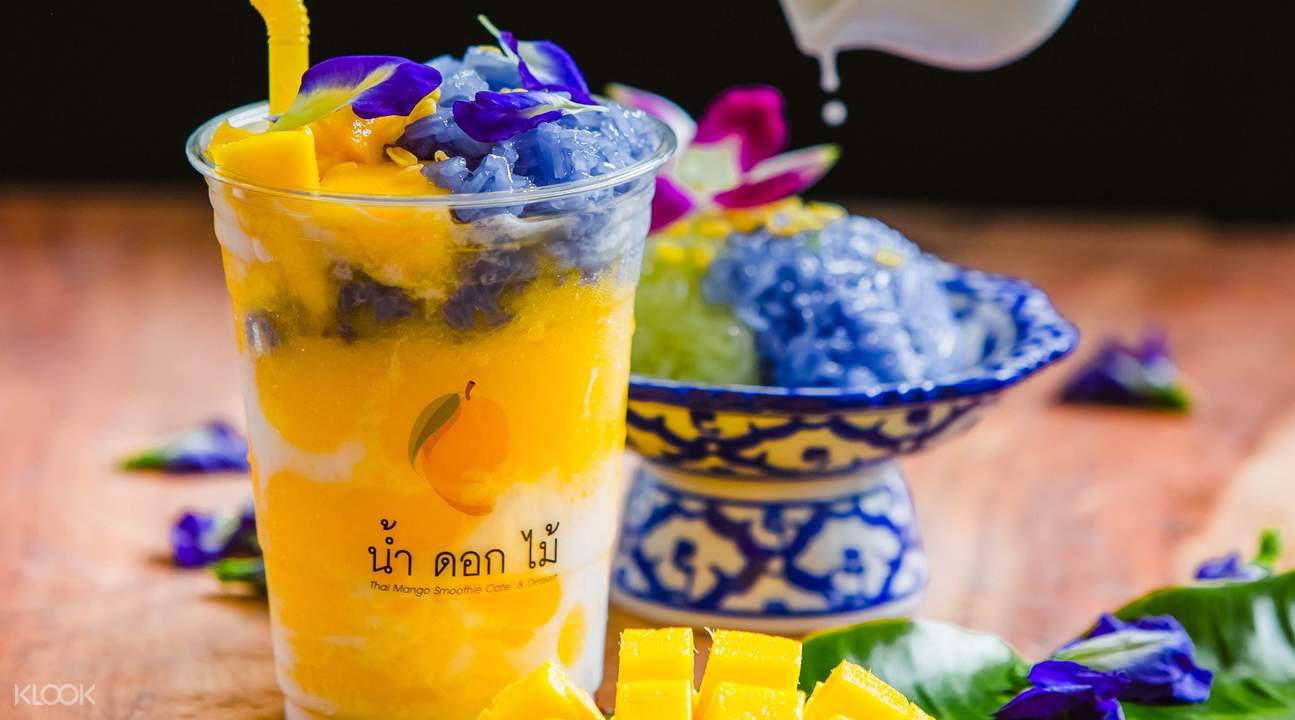 Desserts at Nam Dok Mai Thai Mango Smoothie Cafe & Dessert