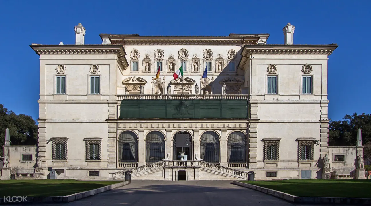 Villa Borghèse par une journée ensoleillée