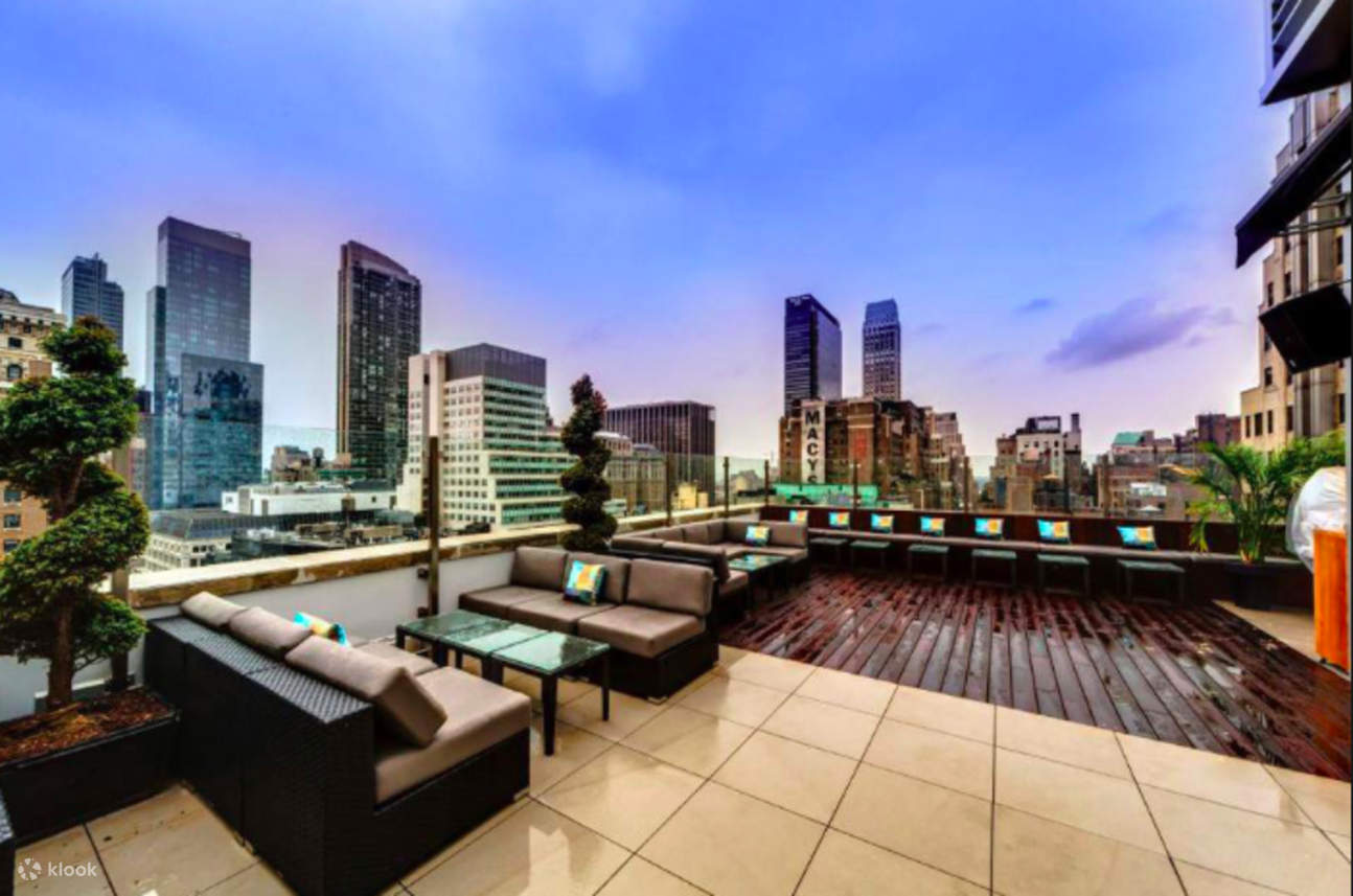 Rooftop Admission Ticket with 1 Free Drink at Monarch Rooftop Lounge in