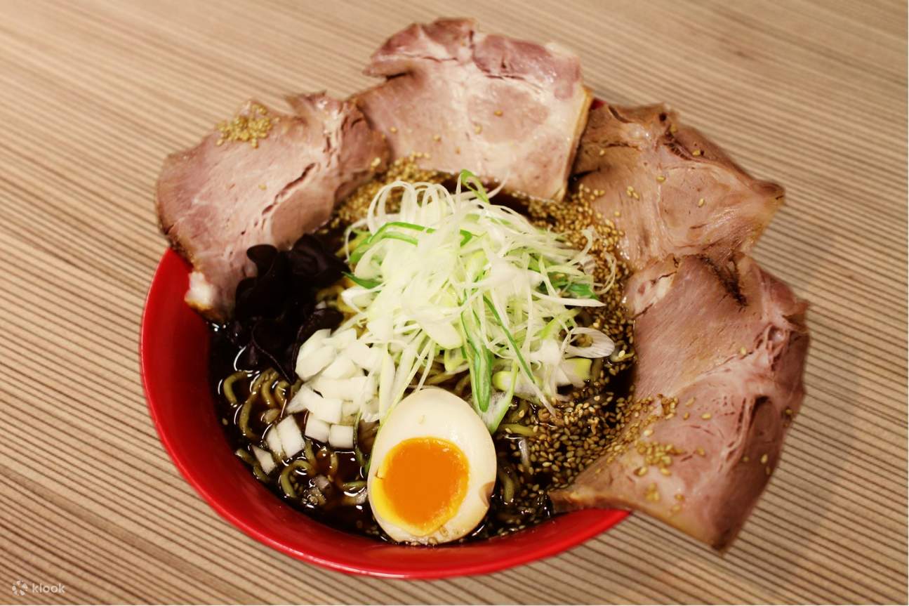charred soy sauce ramen with cha siu at Kitaichi in Sapporo Tanukikoji 