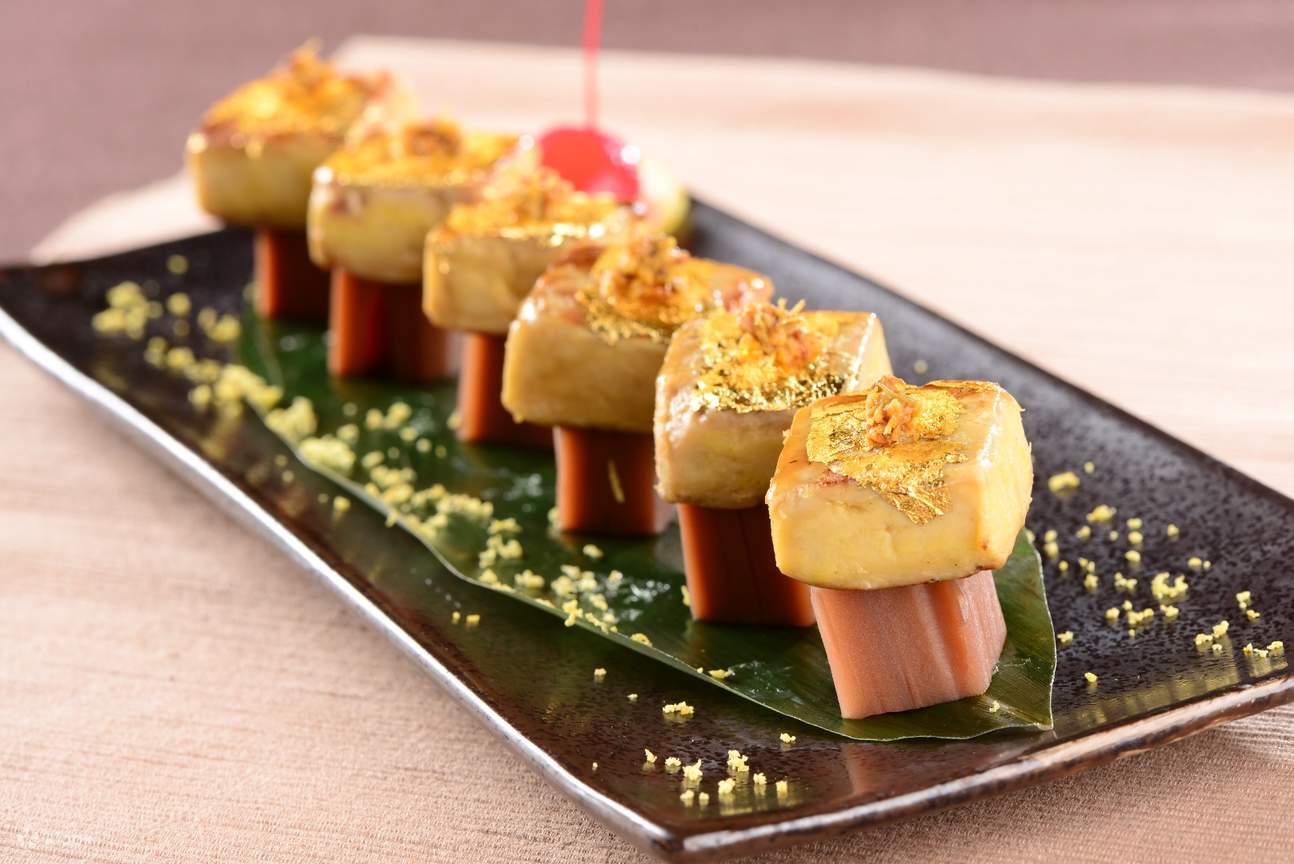 Kimberley Chinese Restaurant in The Kimberley Hotel Klook Canada Canada