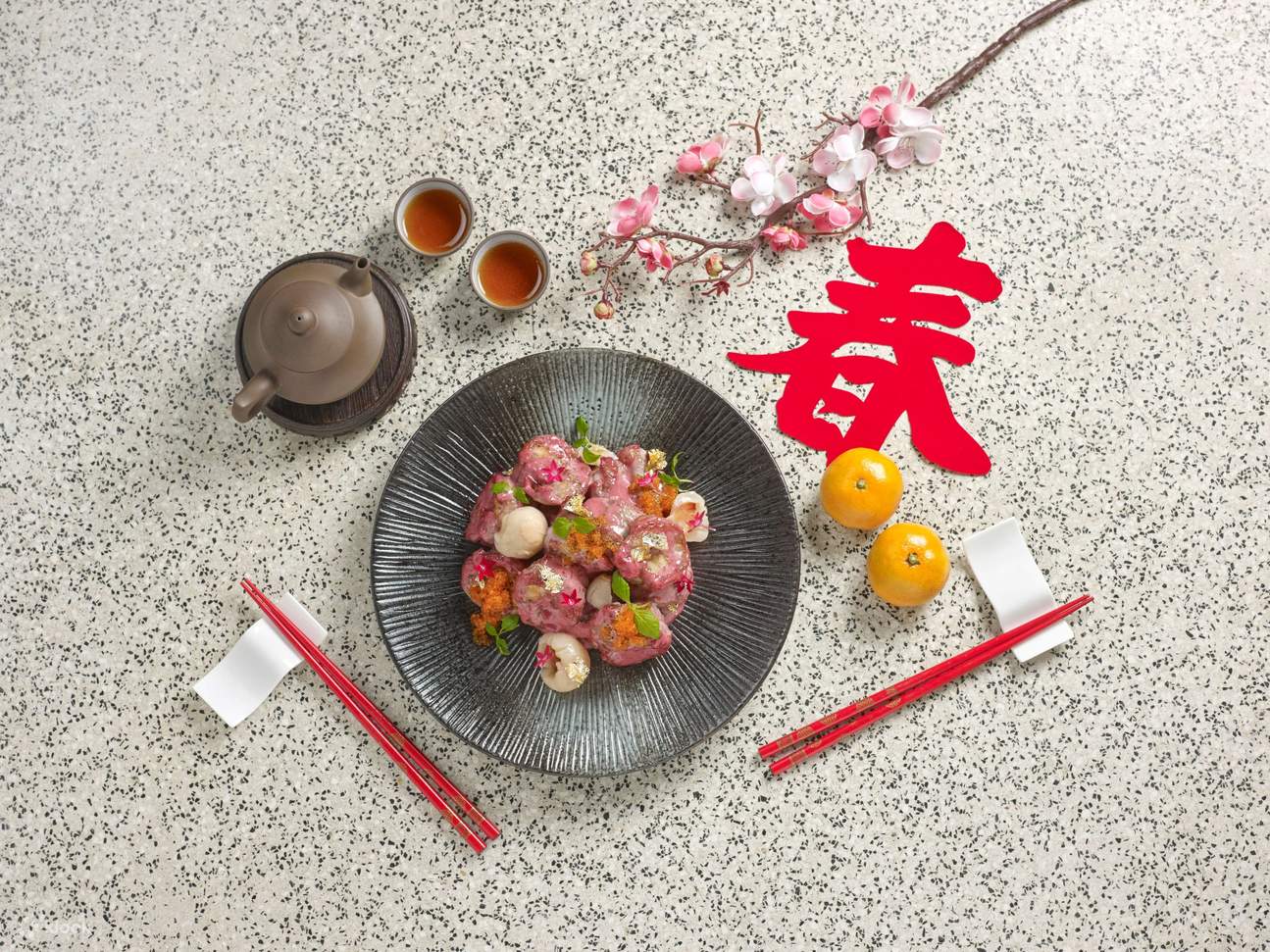 Chinese New Year Takeaways at Crowne Plaza Changi Airport