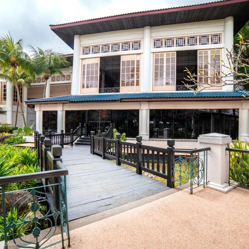 Kites Restaurant in Holiday Inn Kuala Lumpur Glenmarie Klook Canada