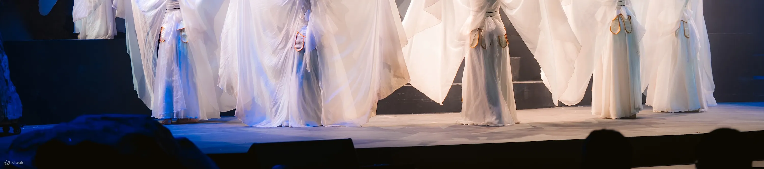 龙珠洞：广宁省的餐饮与文化表演