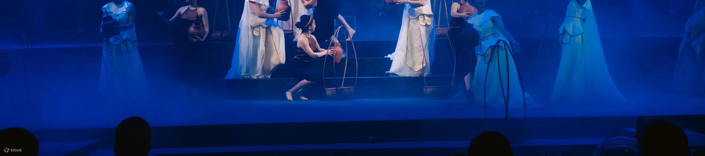 龙珠洞：广宁省的餐饮与文化表演
