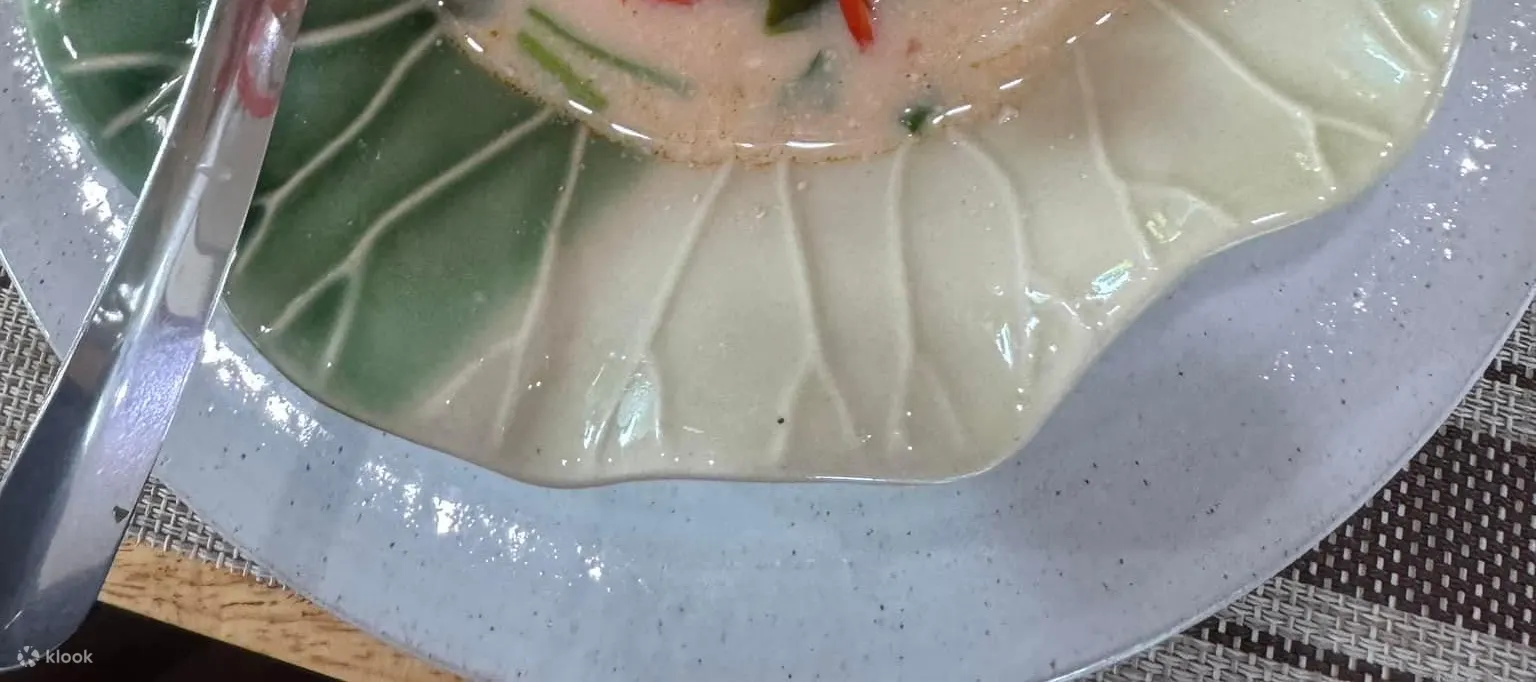 Suwannee 泰式烹饪课程（含市场游览）