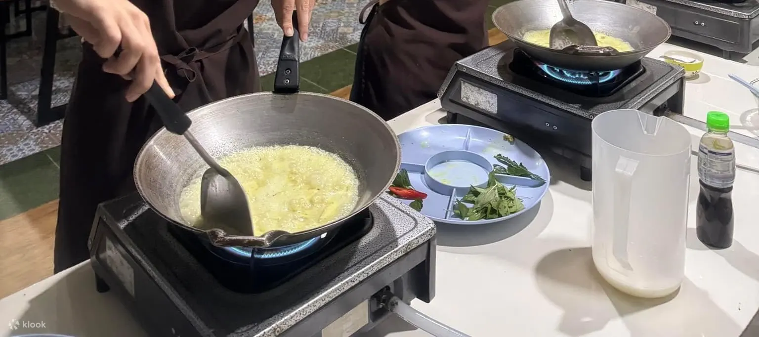 Suwannee 泰式烹饪课程（含市场游览）