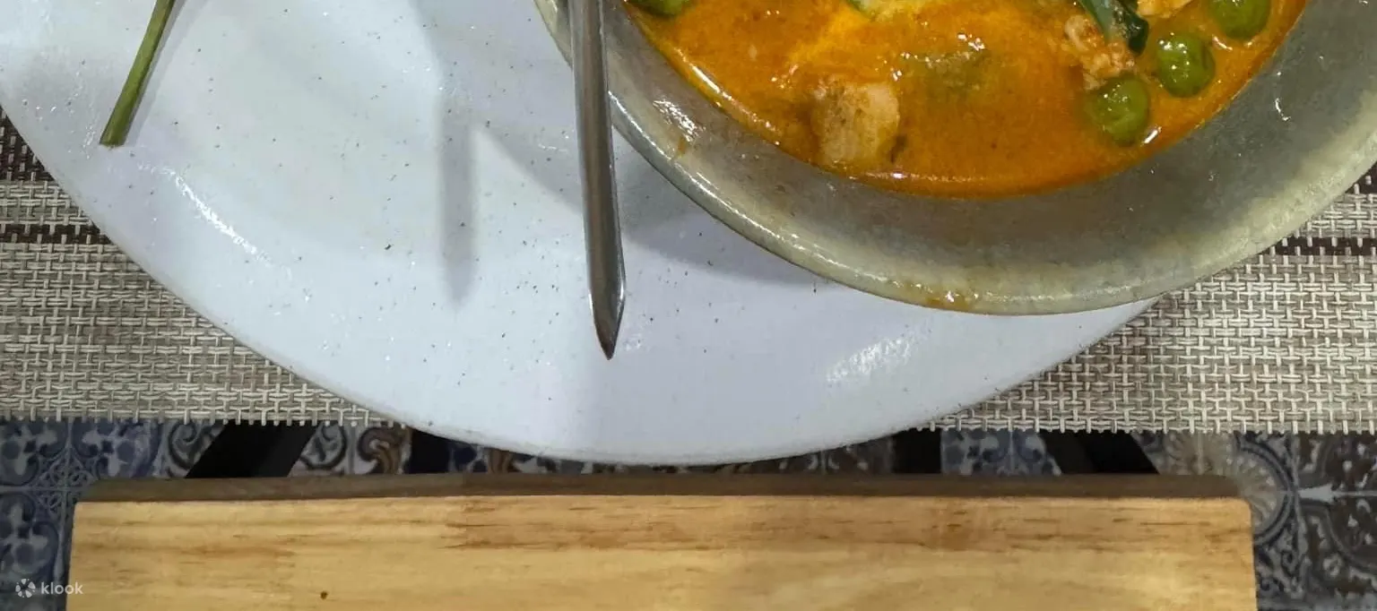 Suwannee 泰式烹饪课程（含市场游览）