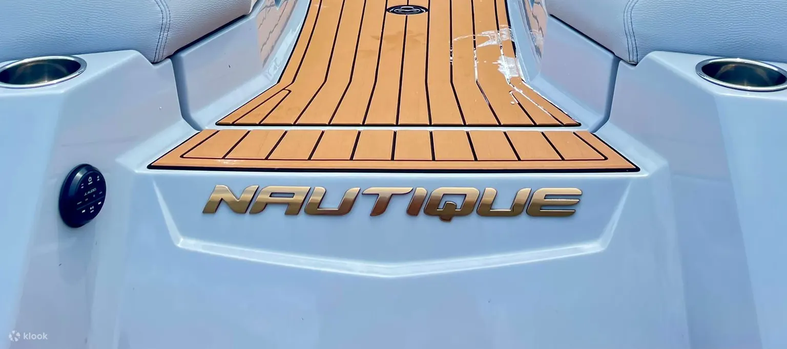 全新型格贵族Nautique G23船