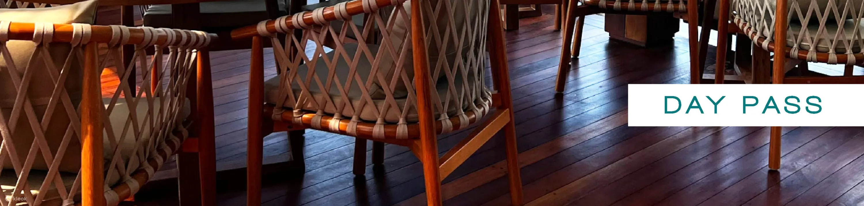 普吉岛尤娜海滩俱乐部 (Yona Beach Club Phuket) 日间体验