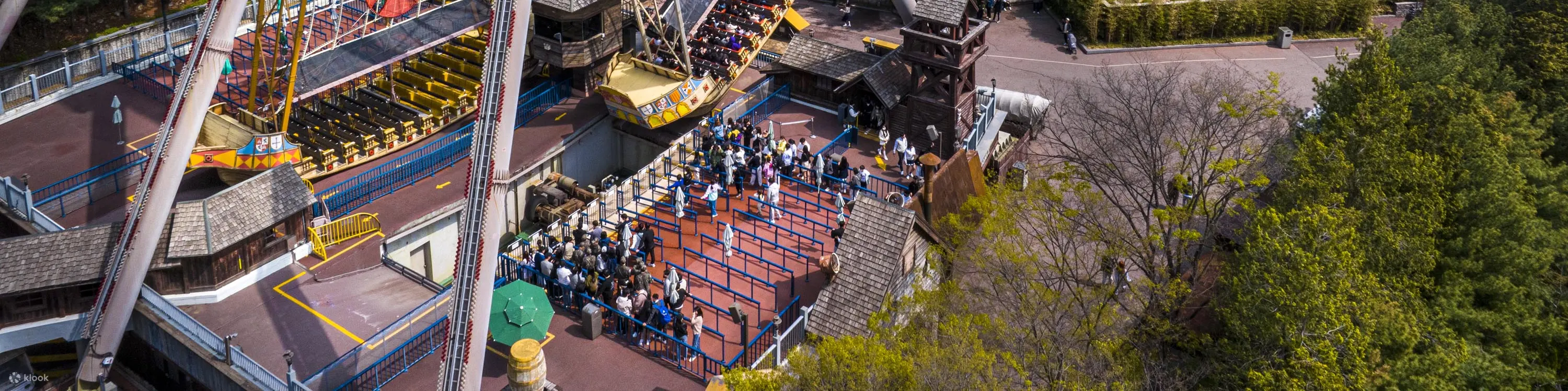 Feel the rush of the open sea as the Viking swings higher and higher, sending your heart soaring with every drop!