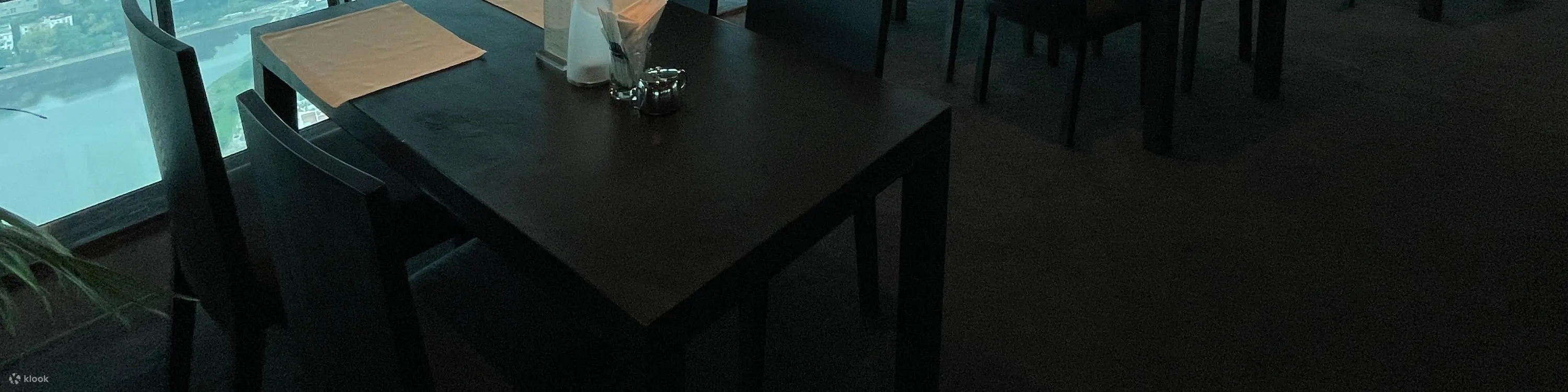 澳门旅游塔｜180 酒廊 180 Lounge｜贵宾畅饮套票