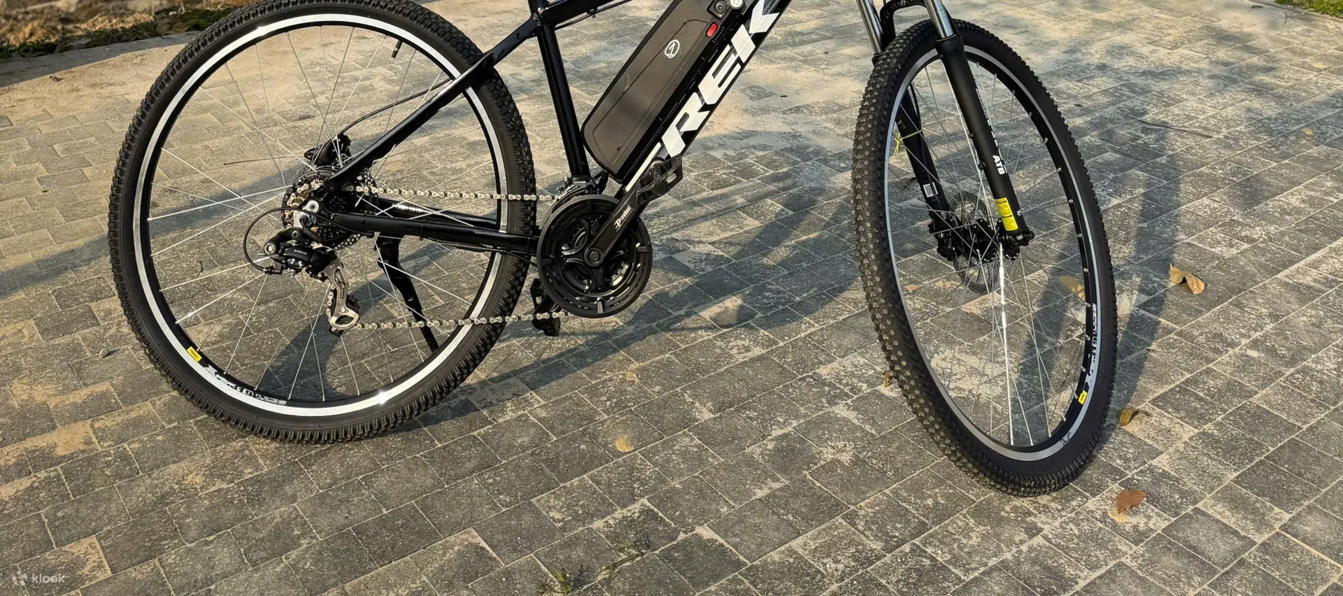 顺化市的电动自行车/电动滑板车出租