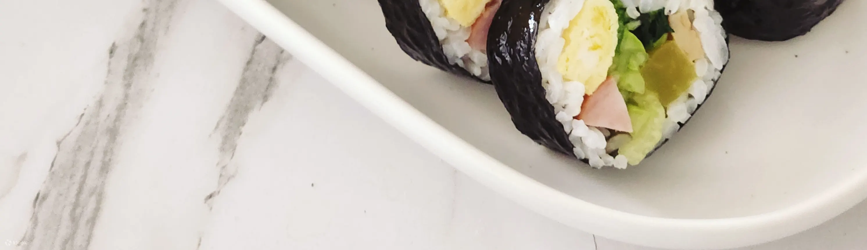 紫菜包饭（午餐）：肠粉