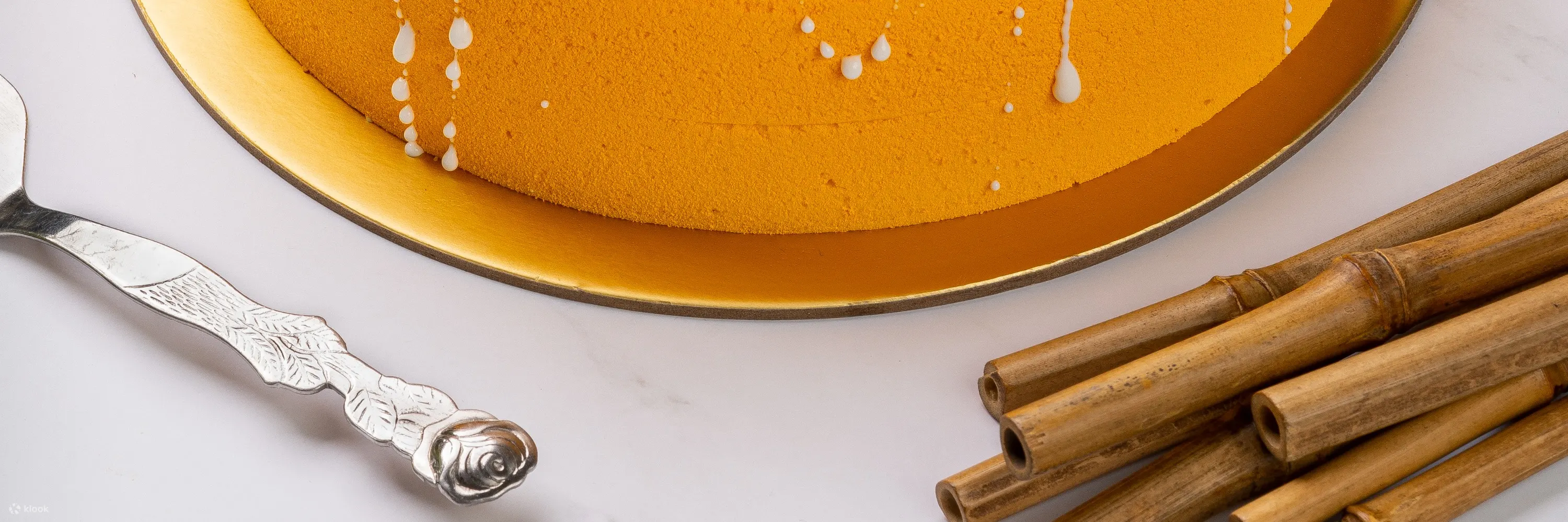 Japanese Yuzu & Pineapple Entrements Cake