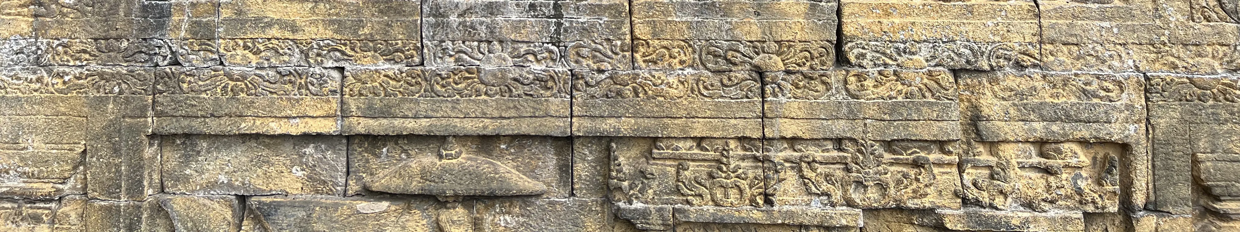 婆罗浮屠寺 Punthuk Setumbu 日出，搭乘默拉皮吉普车