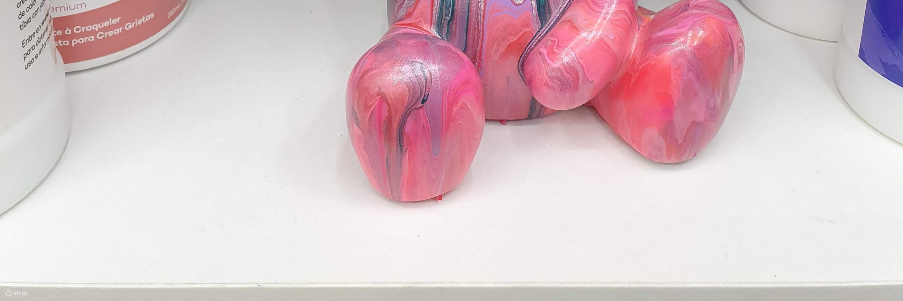 taichung-heijun-academy-of-art-fluid-painting-english-fragrance-diy