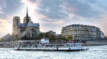 【優惠】巴黎塞納河觀光遊船（Bateaux-Mouches 提供）