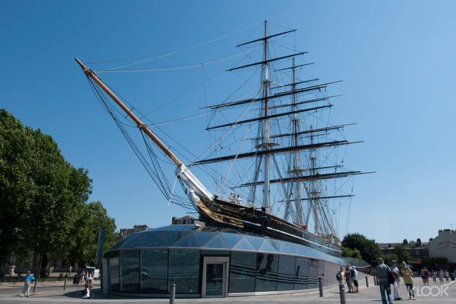 Discover the ins and outs of the iconic sailing ship Cutty Sark included in your Royal Museums Greenwich Day Pass