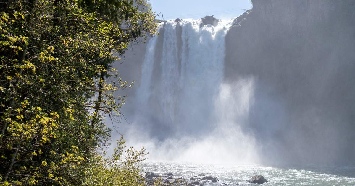 Snoqualmie Falls Tour