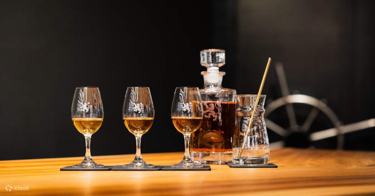 ウイスキーツアー（シンガポール / The Grande Whisky Museum提供 