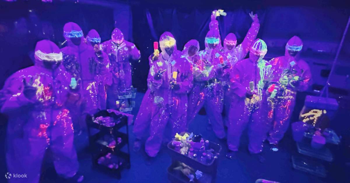 Taipei: Art Player Luminous Splatter Paint Experience - Klook Singapore
