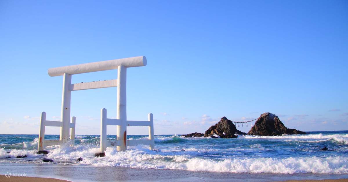 Fukuoka Uminonakamichi Park & Itoshima Full-Day Tour with Scenic