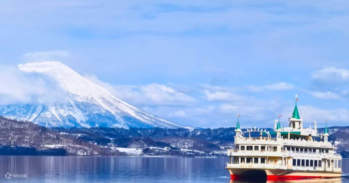 Into the Light　 Tom Jacobi　氷景　氷の世界 ShikotsuLakeIceFallsFestival,