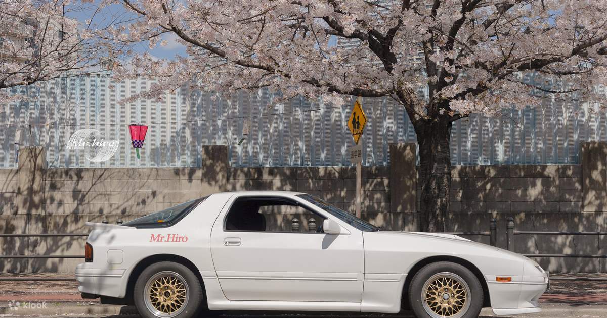 MR.HIRO CAR STUDIO 大阪 1時間 貸切 頭文字D体験 - Klook