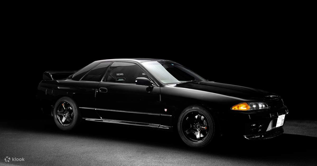 MR.HIRO CAR STUDIO Osaka 1-Hour Private Initial D Experience - Klook