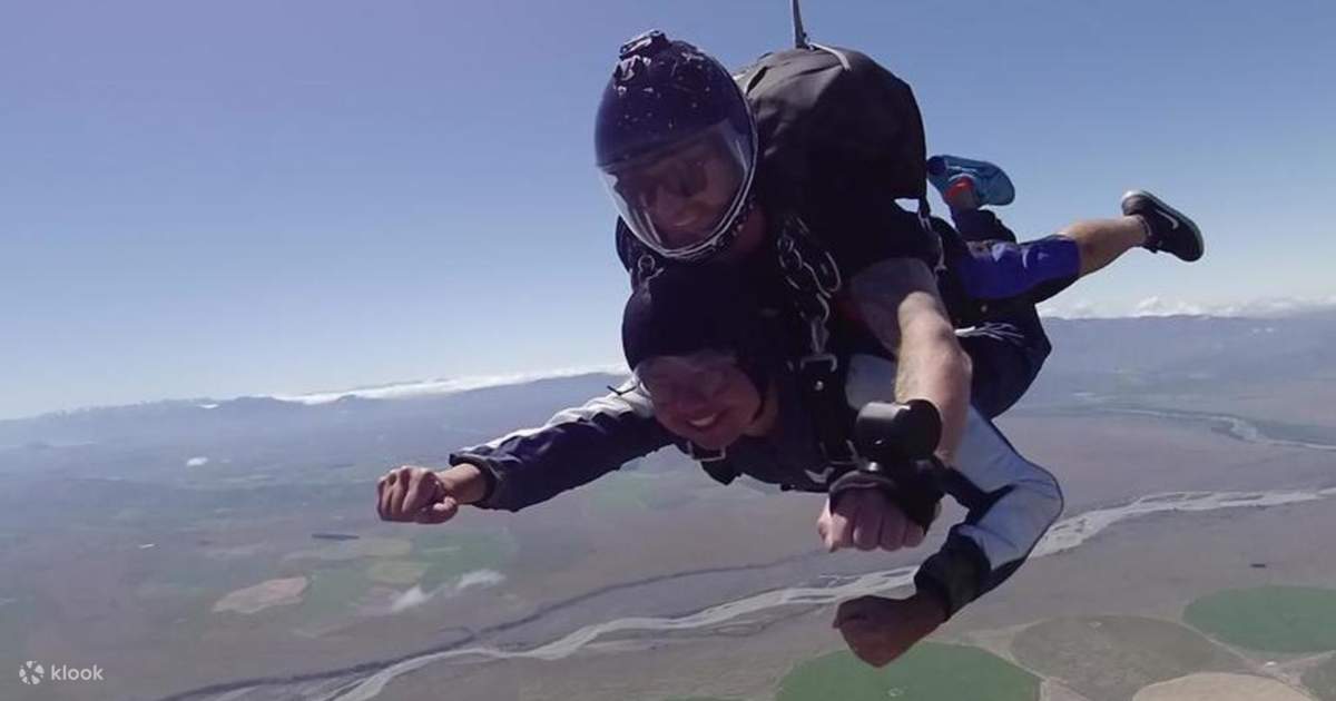 SkydiveMountCook-