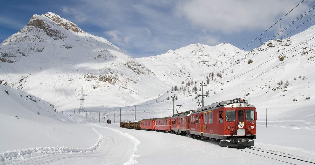 ベルニナ鉄道とスイスアルプス：ミラノ発、イタリア語ガイド付きツアー