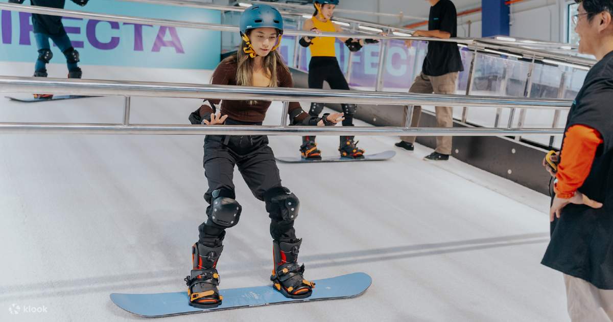 Ski and Snowboard Simulator at TRIFECTA Singapore - Klook