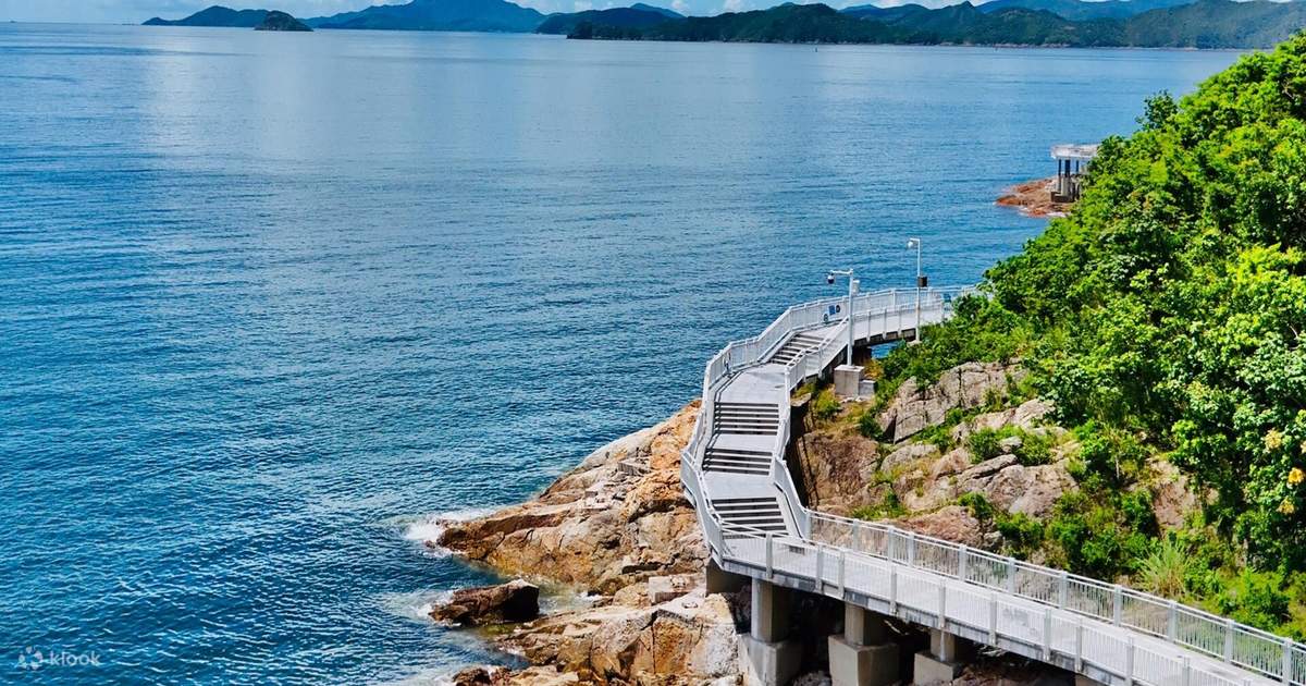 Shenzhen Coastal Boardwalk and Window of the World One-Day Tour