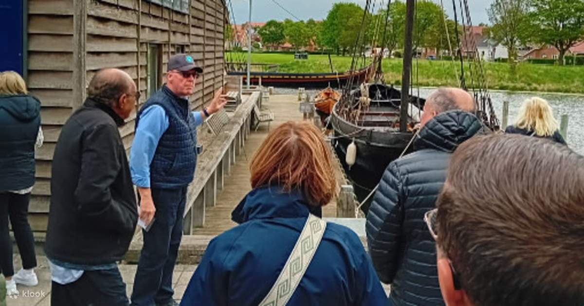 Copenhagen Kronborg Castle, Roskilde & Viking Museum Full-Day Tour