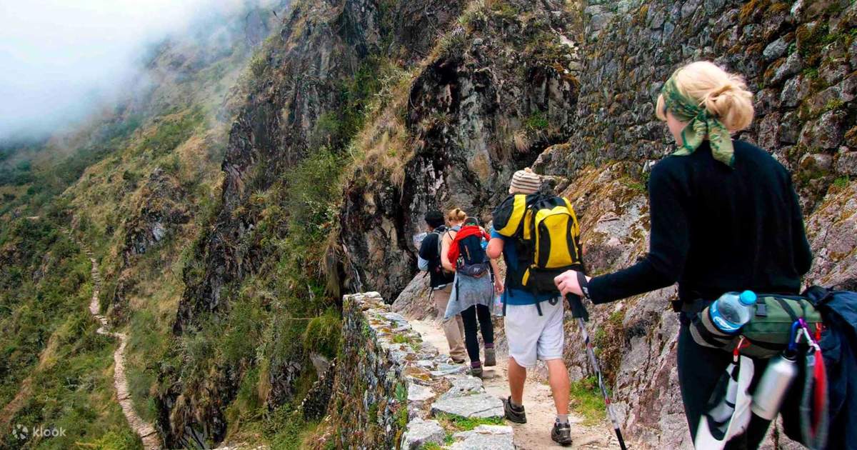 クスコ発マチュピチュ＆ワイニャワイナ2日間1泊プライベート 
