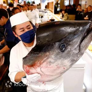 Tokyo: Toyosu Tuna Auction & Tsukiji Market Food Discovery Tour