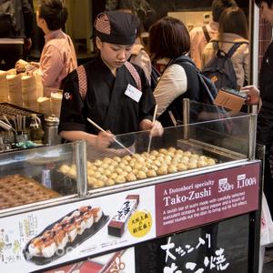 Osaka - Kuromon Market and Sennichimae Shopping Street Food Tour - 2 Hours