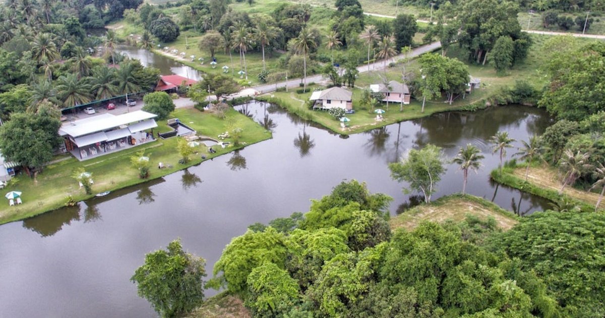 Jurassic Mountain Resort & Fishing Park fishing park