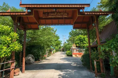 Oyo 402 Raknatee Resort #5